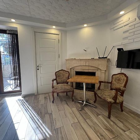 Casa Neptun In Old Batumi Apartman Kültér fotó